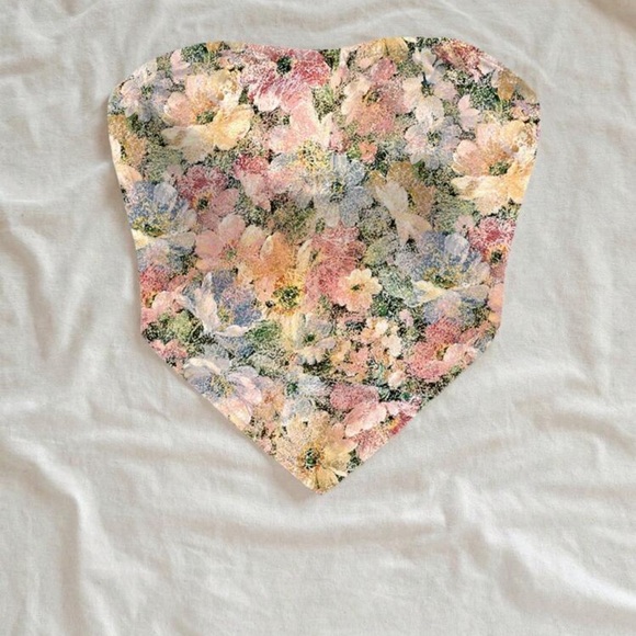 Floral Strapless Top - Picture 3 of 4